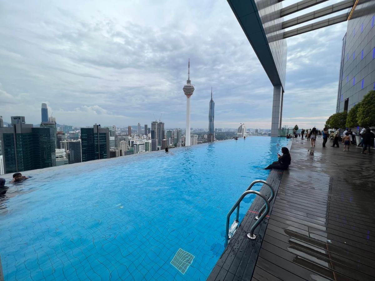 Amazing Pool By Platinum Suites Klcc Kuala Lumpur Exterior foto